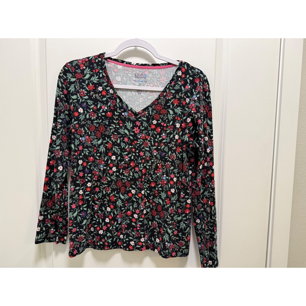 Croft & Barrow Womens Black Floral V-Neck Long Sleeve Classic Tee Cotton Size M